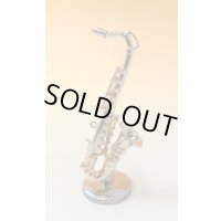 ミニチュア楽器　テナーサックス　1/12サイズ