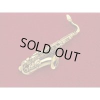 スタンダードブローチ　テナーサックス　ゴールド