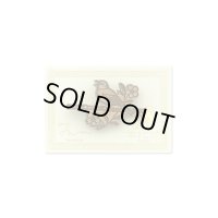 くるみブローチ　小鳥のフルート　◇ゆうパケット発送可