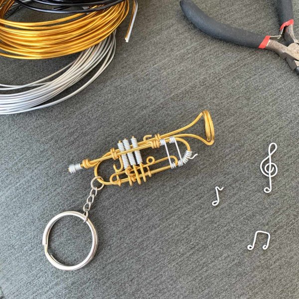 画像2: SomeMusicDesign　楽器ワイヤーキーホルダー　トランペット (2)