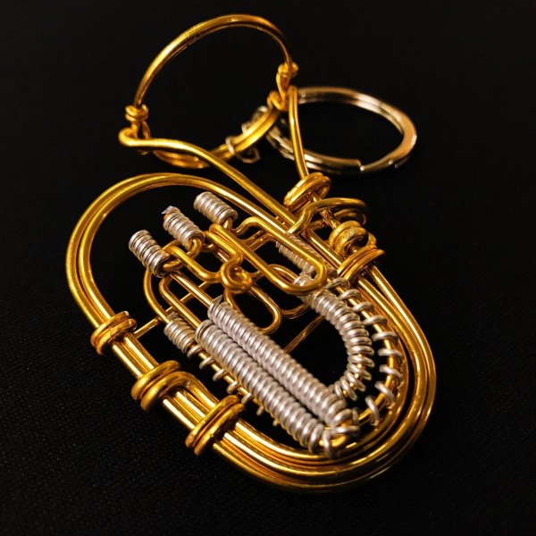 画像2: SomeMusicDesign　楽器ワイヤーキーホルダー　チューバ (2)