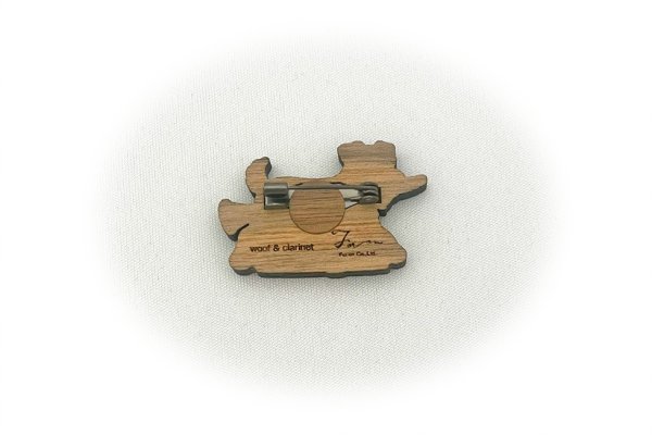 画像3: くるみブローチ　ワンとクラリネット　◇ゆうパケット発送可 (3)